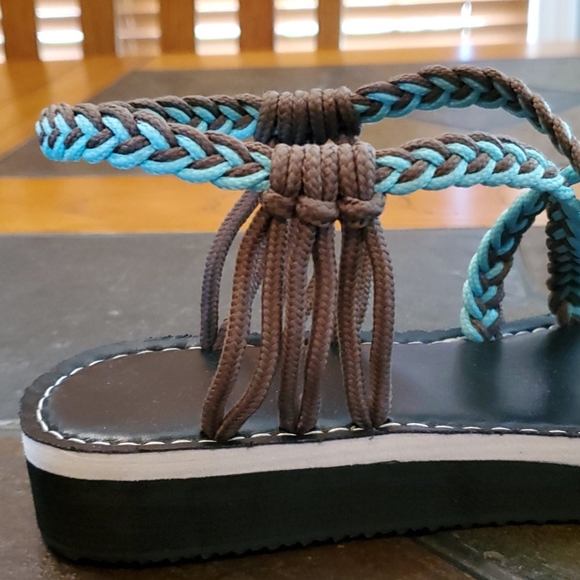 Braided Sandals - Picture 3 of 7